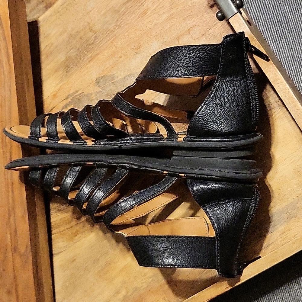 B.O.C Sandals - Picture 3 of 4